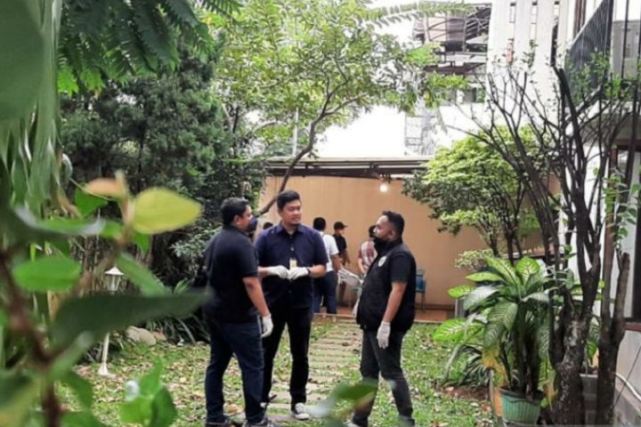 Tim penyidik masuk rumah dinas Irjen Ferdy Sambo