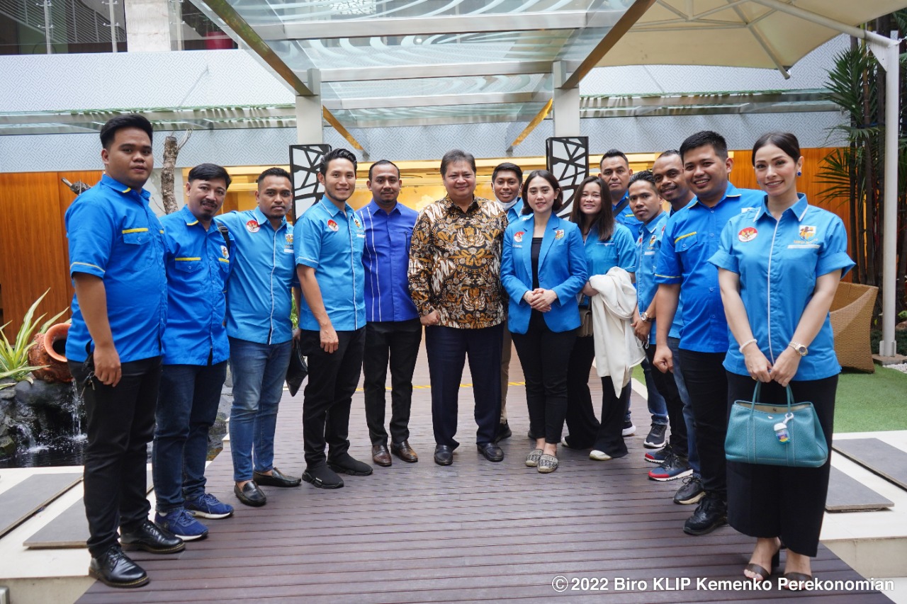 Menko Airlangga apresiasi perempuan berani bertarung di KNPI Menko Airlangga apresiasi perempuan berani bertarung di KNPI