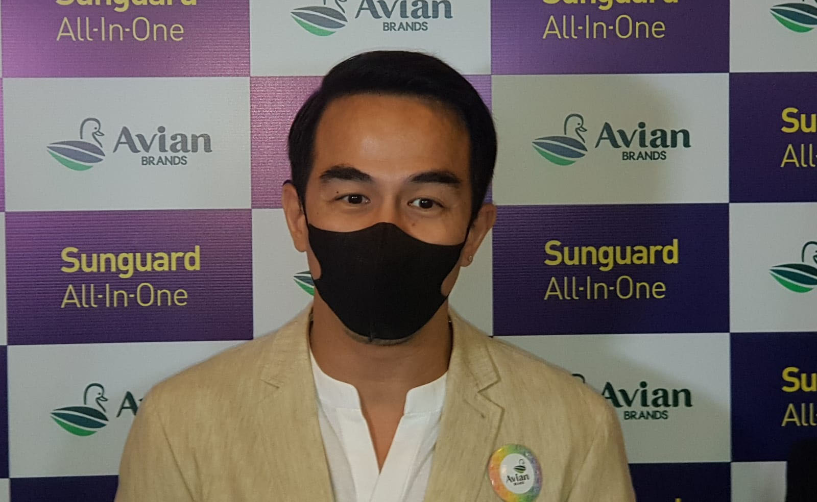 Joe Taslim selalu berbagi pekerjaan rumah dengan istri