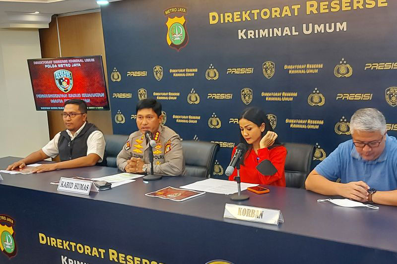 Polda Metro tangkap tiga tersangka baru kasus mafia tanah Nirina Zubir Polda Metro tangkap tiga tersangka baru kasus mafia tanah Nirina Zubir