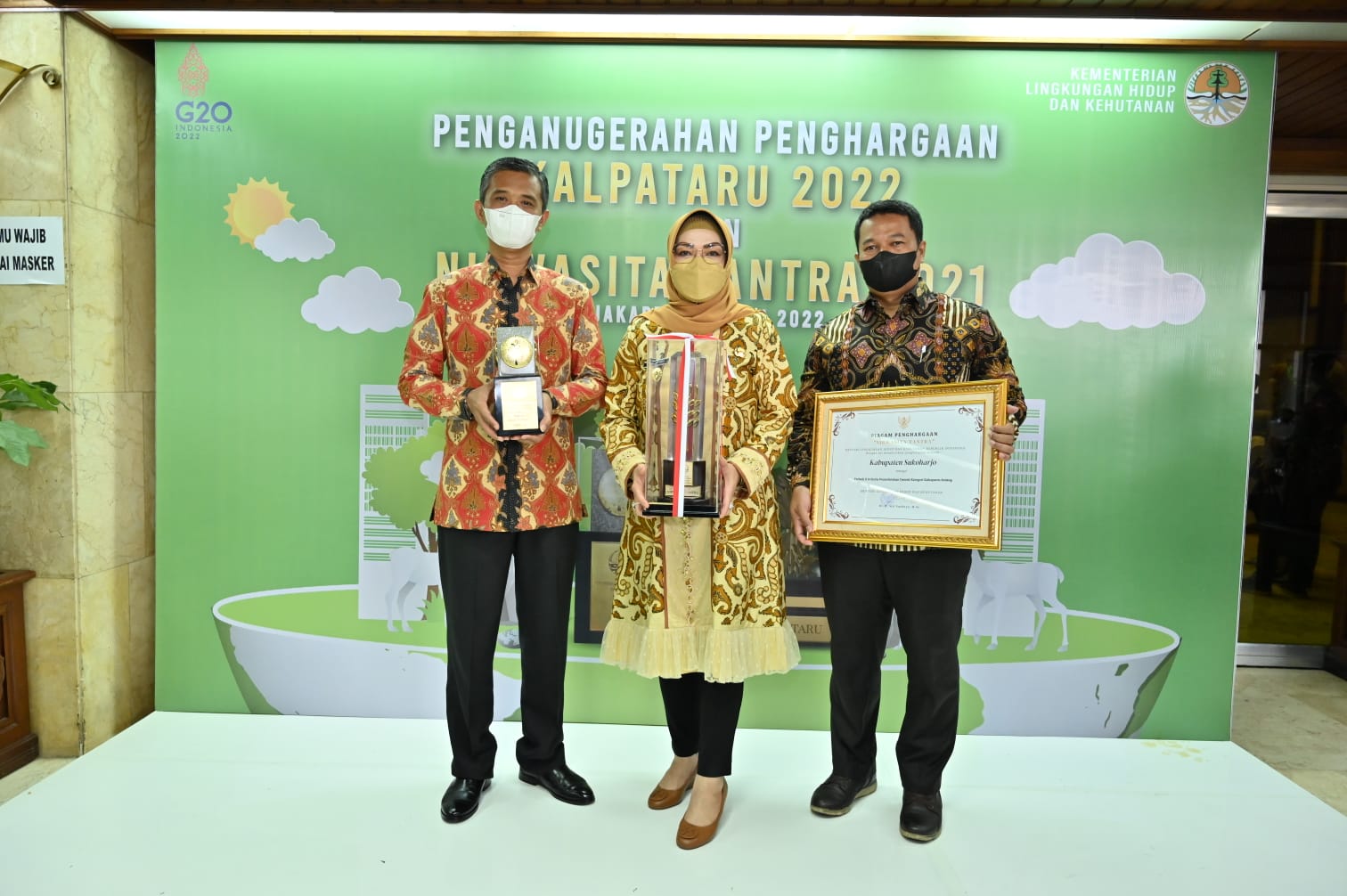 Sukoharjo bawa pulang tiga penghargaan dari Green Leadership Nirwasista Tantra 2021 