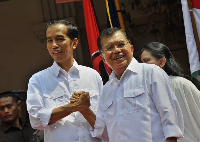 22 Juli 2014: KPU tetapkan Jokowi menang pilpres