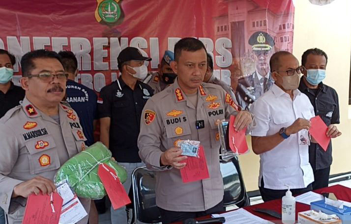 Polisi tangkap pembunuh wanita di kamar indekos di Duren Sawit