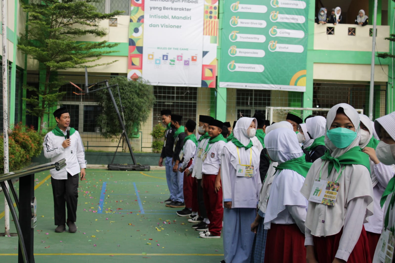 Ini ciri khas pengenalan lingkungan sekolah ala MTs di Majalengka Ini ciri khas pengenalan lingkungan sekolah ala MTs di Majalengka