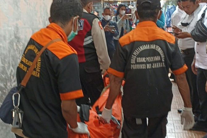 Polisi kejar pelaku pembunuhan wanita dalam kamar kos di Duren Sawit Polisi kejar pelaku pembunuhan wanita dalam kamar kos di Duren Sawit
