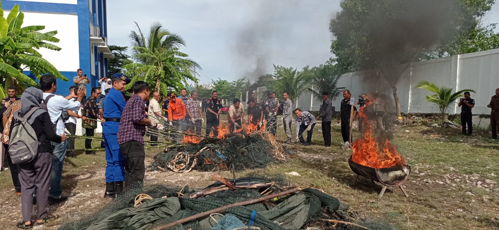 PSDKP Lampulo musnahkan 107 pukat trawl dan 18 rumpon
