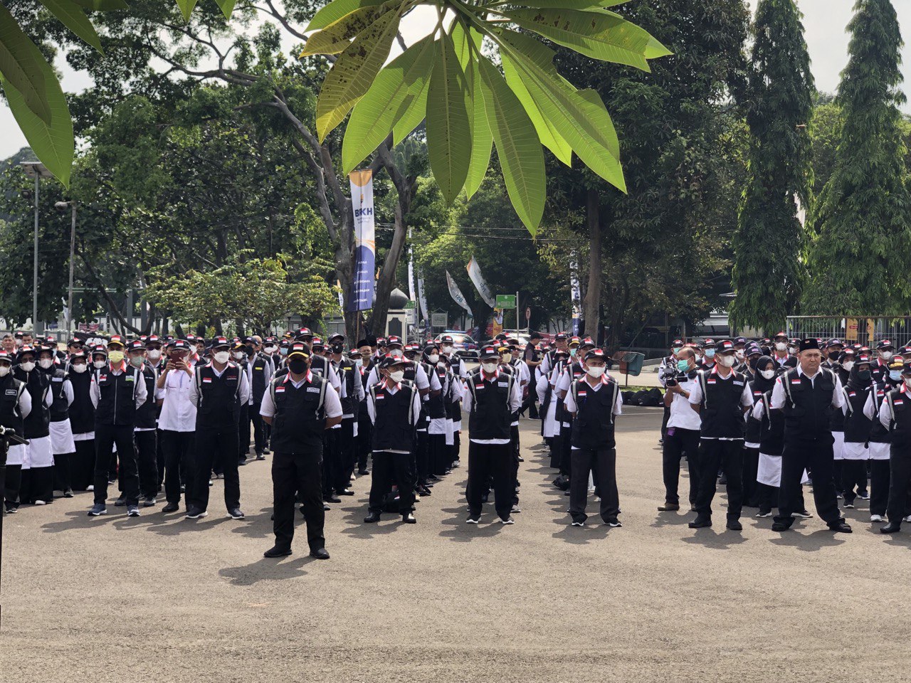 Apel PPIH sebelum berangkat menuju ke Tanah Suci Apel PPIH sebelum berangkat menuju ke Tanah Suci