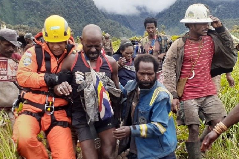 Tim SAR gabungan evakuasi korban pesawat Susi Air di pedalaman Timika Tim SAR gabungan evakuasi korban pesawat Susi Air di pedalaman Timika