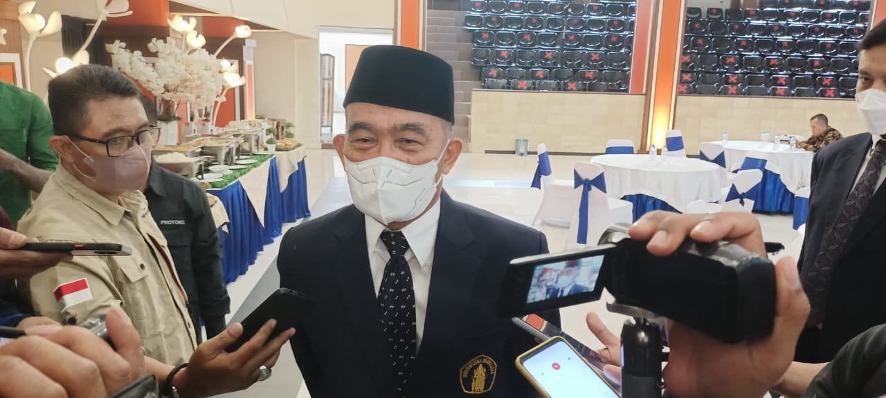 Menko PMK usulkan ganti rugi dan relaksasi peternak Menko PMK usulkan ganti rugi dan relaksasi peternak