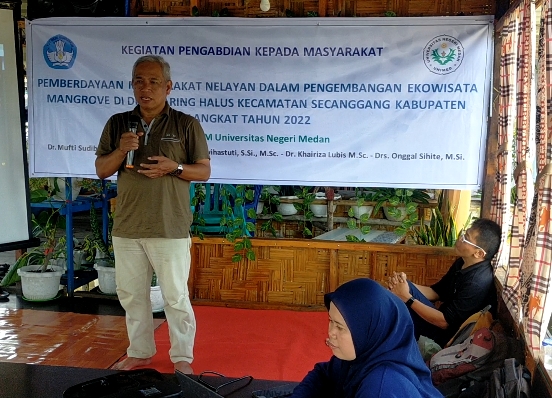 LPPM Unimed kembangkan ekowisata mangrove di Desa Jaring Halus LPPM Unimed kembangkan ekowisata mangrove di Desa Jaring Halus