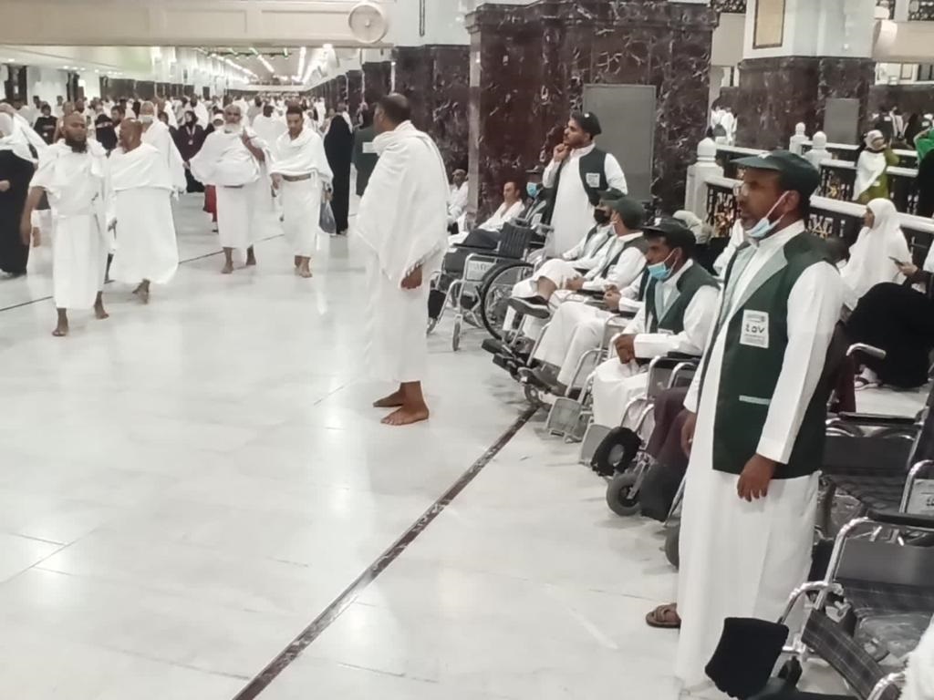 Jasa kursi roda yang bisa dimanfaatkan jemaah, tapi hati-hati dengan hal ini Jasa kursi roda yang bisa dimanfaatkan jemaah, tapi hati-hati dengan hal ini