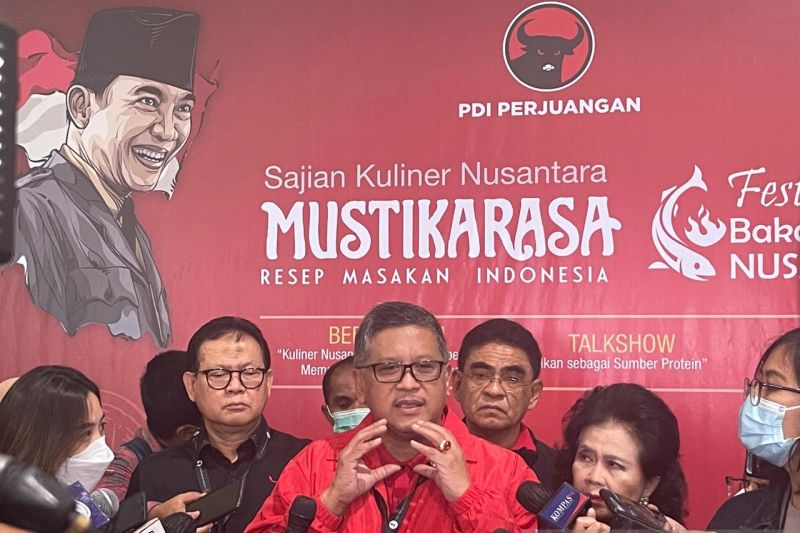 Sekjen PDIP bantah ada pertemuan politik Ganjar dan AHY