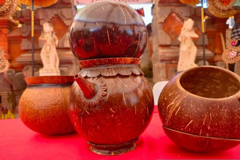 Kerajinan beruk tawarkan peluang ekonomi dan pelestarian budaya Kerajinan beruk tawarkan peluang ekonomi dan pelestarian budaya