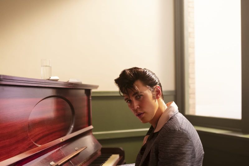 Austin Butler bagi cerita perankan sosok Elvis Presley di Elvis