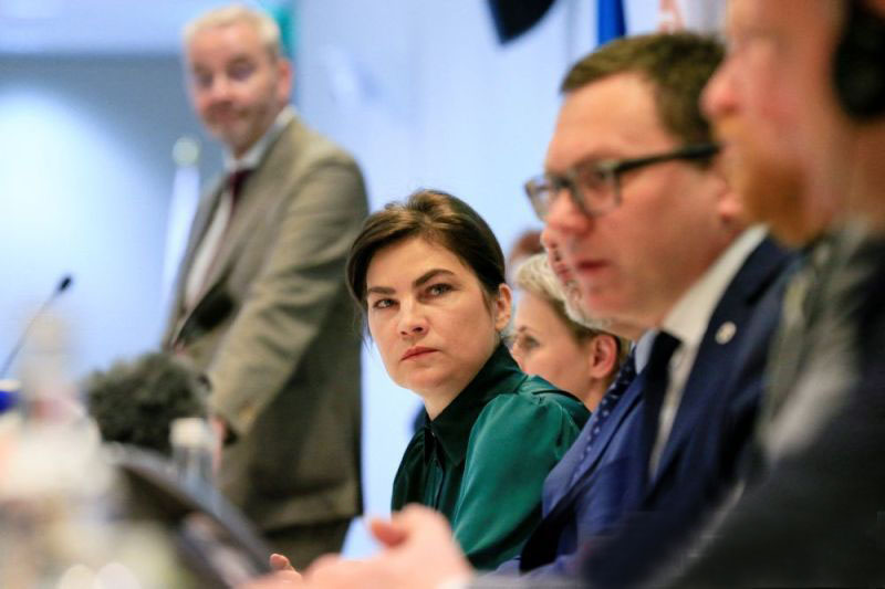 Ukraina identifikasi 600 lebih warga Rusia yang diduga penjahat perang Ukraina identifikasi 600 lebih warga Rusia yang diduga penjahat perang