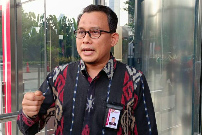 KPK periksa Bupati Muna terkait pengembangan kasus dana PEN