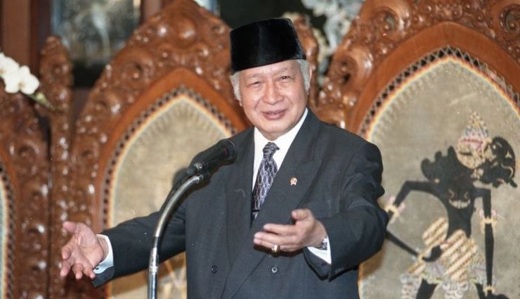 8 Juni 1921: Kelahiran Soeharto, presiden kedua RI 8 Juni 1921: Kelahiran Soeharto, presiden kedua RI