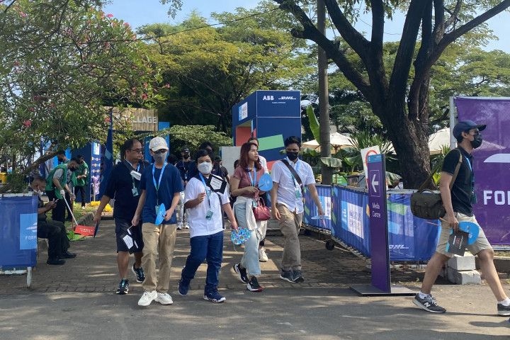 Penonton mulai datangi Sirkuit Jakarta E-Prix 2022