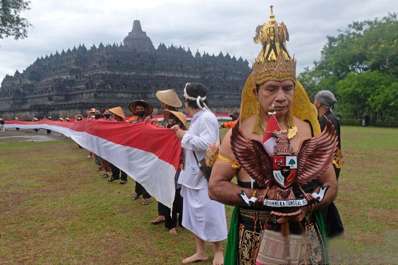 Anggota DPR pertanyakan alasan kenaikan harga tiket Candi Borobudur Anggota DPR pertanyakan alasan kenaikan harga tiket Candi Borobudur