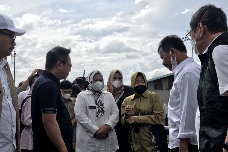 Mensos Risma akan bangun bank sampah di pulau penyangga Mensos Risma akan bangun bank sampah di pulau penyangga