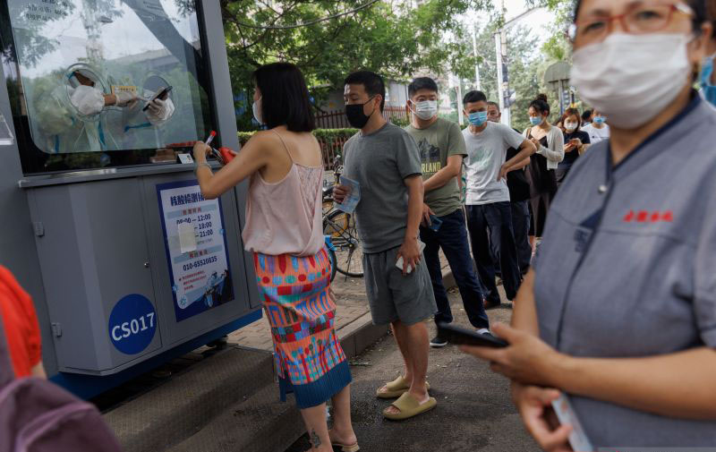 Pertama dalam beberapa bulan Beijing, Shanghai nol kasus lokal COVID