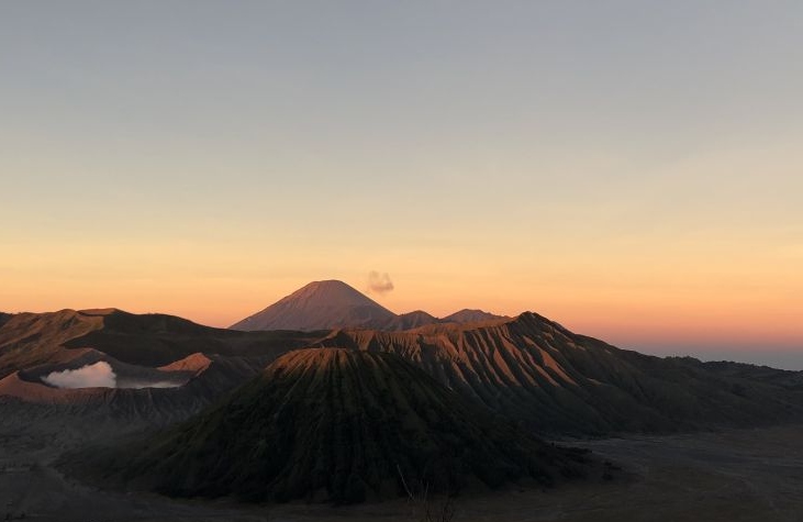 BB TNBTS beri penjelasan soal tarif pengambilan gambar di Bromo