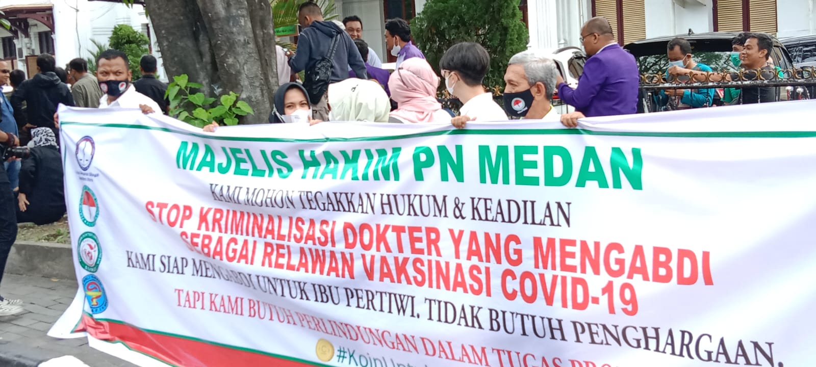 Perkara vaksin kosong, perkumpulan dokter gelar aksi solidaritas Perkara vaksin kosong, perkumpulan dokter gelar aksi solidaritas
