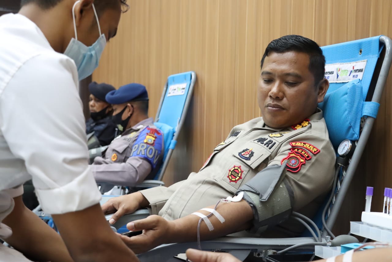 Sambut HUT ke-76 Bhayangkara, Polres Aceh Utara kumpulkan 127 kantong darah Sambut HUT ke-76 Bhayangkara, Polres Aceh Utara kumpulkan 127 kantong darah