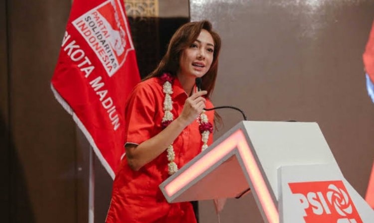 PSI: Amandemen UU bolehkan 3 periode, Jokowi, SBY dan JK berpeluang tarung di Pilpres 2024 PSI: Amandemen UU bolehkan 3 periode, Jokowi, SBY dan JK berpeluang tarung di Pilpres 2024