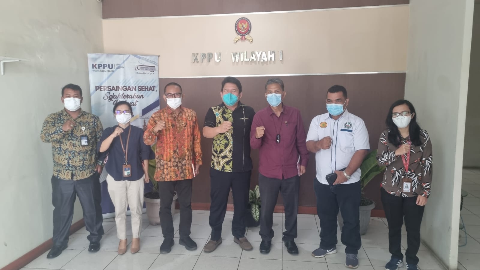 KPPU, Ombudsman dan Apkasindo bahas temuan satgas terkait hilangnya minyak goreng KPPU, Ombudsman dan Apkasindo bahas temuan satgas terkait hilangnya minyak goreng