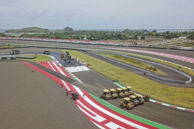 Wamen BUMN ingin pengaspalan ulang Sirkuit Mandalika tuntas 8 Maret Wamen BUMN ingin pengaspalan ulang Sirkuit Mandalika tuntas 8 Maret