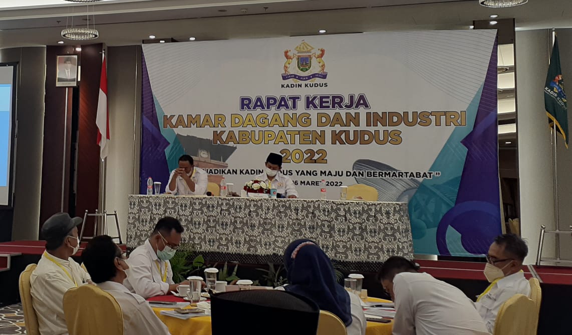 Pengusaha sering terkendala perizinan, Kadin Kudus minta bantuan bupati Pengusaha sering terkendala perizinan, Kadin Kudus minta bantuan bupati