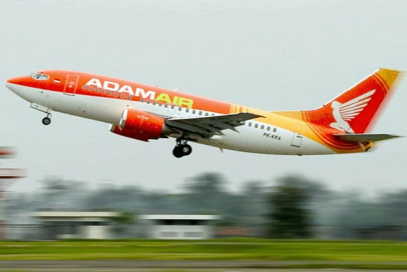 18 Maret 2008: Izin penerbangan Adam Air resmi dicabut 18 Maret 2008: Izin penerbangan Adam Air resmi dicabut