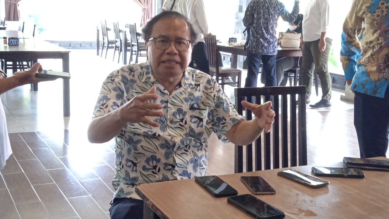 Rizal Ramli: Pemerintah tidak bertanggungjawab terhadap kebutuhan masyarakat Rizal Ramli: Pemerintah tidak bertanggungjawab terhadap kebutuhan masyarakat