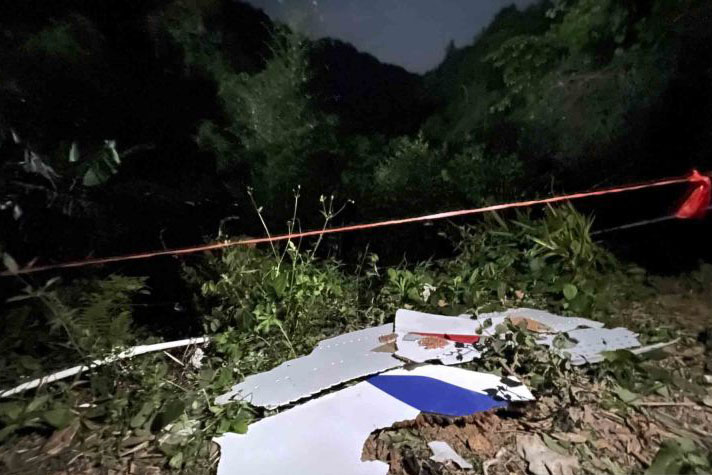 Tak ada korban China Eastern selamat, otoritas sebut janggal