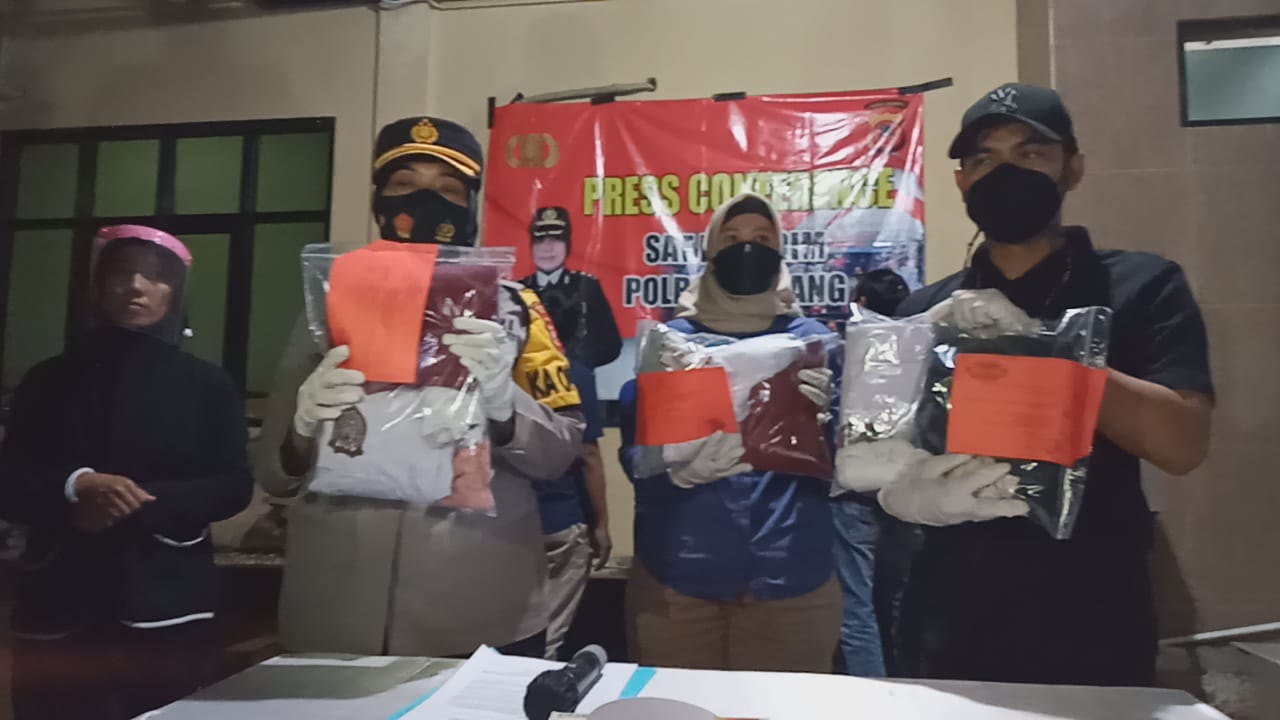 Guru otak mesum, tega cabuli tiga muridnya Guru otak mesum, tega cabuli tiga muridnya