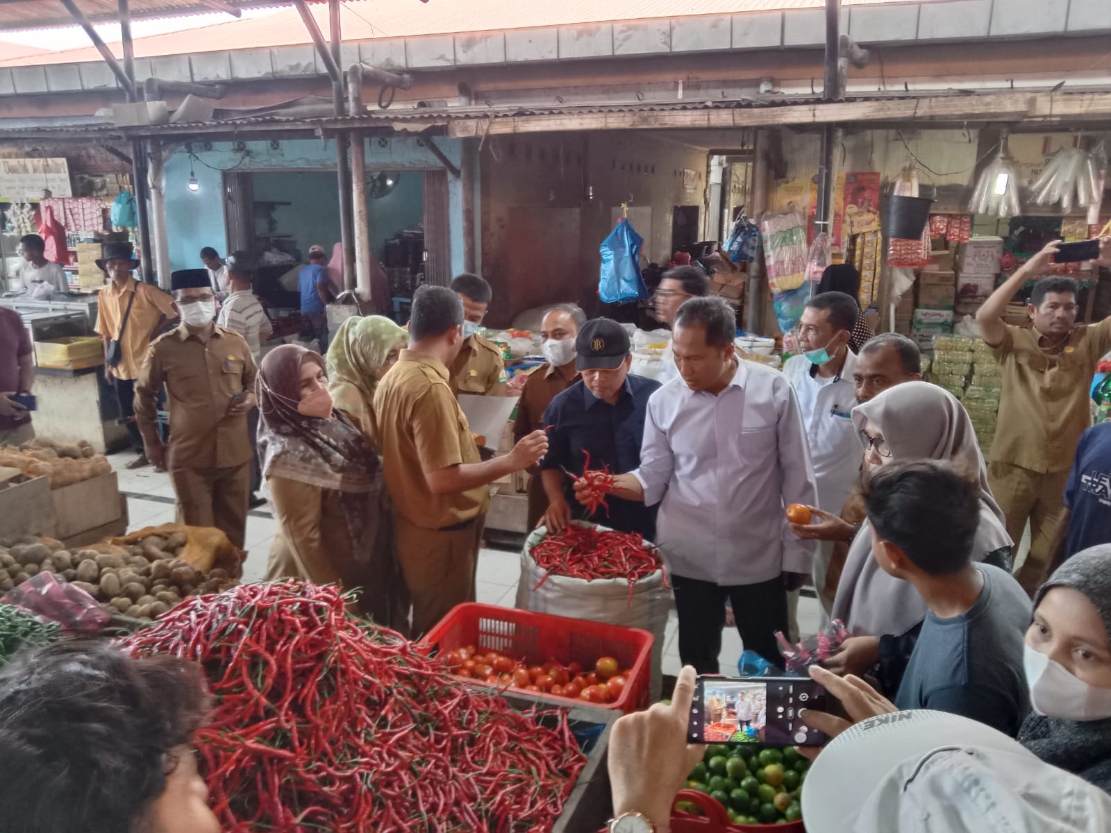Dirreskrimsus Polda Aceh pastikan harga bahan pokok jelang Ramadan stabil Dirreskrimsus Polda Aceh pastikan harga bahan pokok jelang Ramadan stabil