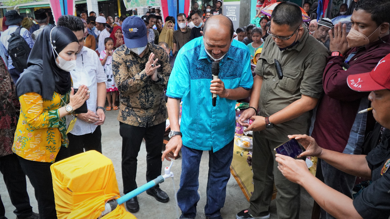 Syah Afandin resmikan SPAM, warga Desa Perlis dapat fasilitas air bersih Syah Afandin resmikan SPAM, warga Desa Perlis dapat fasilitas air bersih
