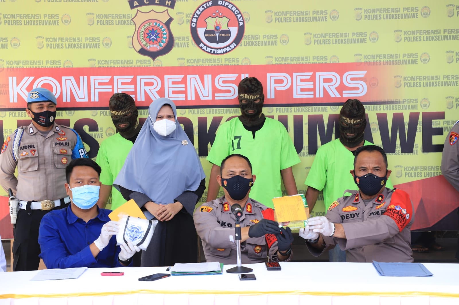 Tim Opsnal Satreskoba Polres Lhokseumawe bekuk tiga tersangka kasus narkotika