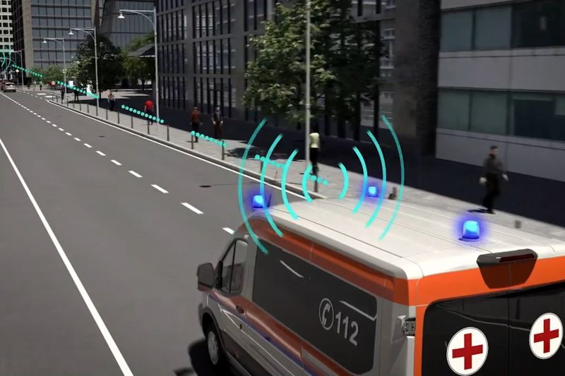 Ford kembangkan lampu lalu lintas pintar bantu kendaraan darurat Ford kembangkan lampu lalu lintas pintar bantu kendaraan darurat