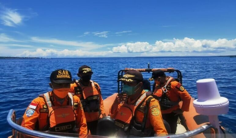 Basarnas cari nelayan asal Sulsel hilang di perairan Sultra Basarnas cari nelayan asal Sulsel hilang di perairan Sultra