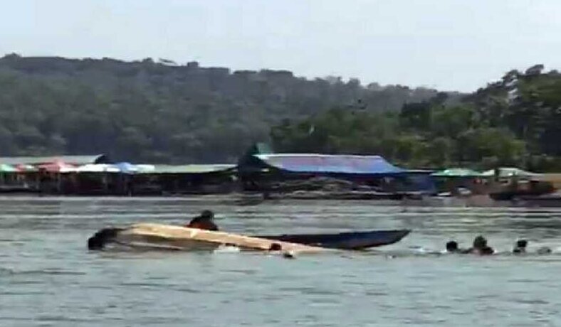 Tiga nelayan Aceh tenggelam yang di Pulau Babi dikabarkan selamat Tiga nelayan Aceh tenggelam yang di Pulau Babi dikabarkan selamat