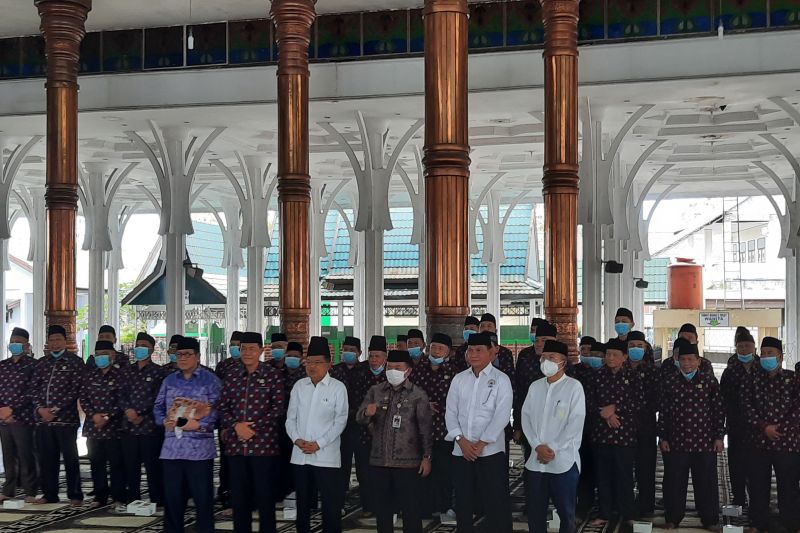 Jusuf Kalla minta pengurus masjid perbaiki sistem pengeras suaranya Jusuf Kalla minta pengurus masjid perbaiki sistem pengeras suaranya