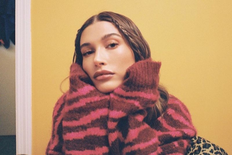 Hailey Bieber dinyatakan pulih usai alami gejala mirip stroke