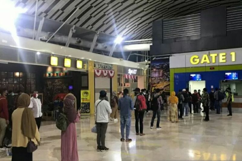 Bandara Hasanuddin Makassar masih berlakukan aturan PCR-antigen Bandara Hasanuddin Makassar masih berlakukan aturan PCR-antigen
