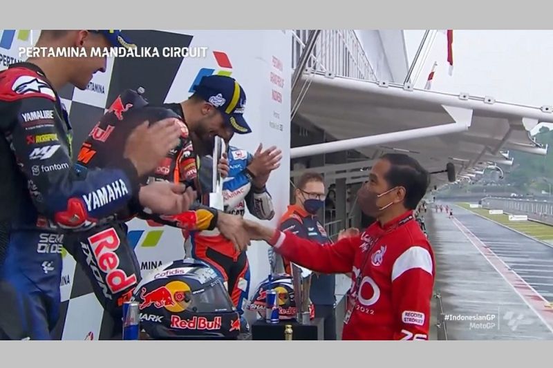 Jokowi: MotoGP Mandalika suskes Jokowi: MotoGP Mandalika suskes