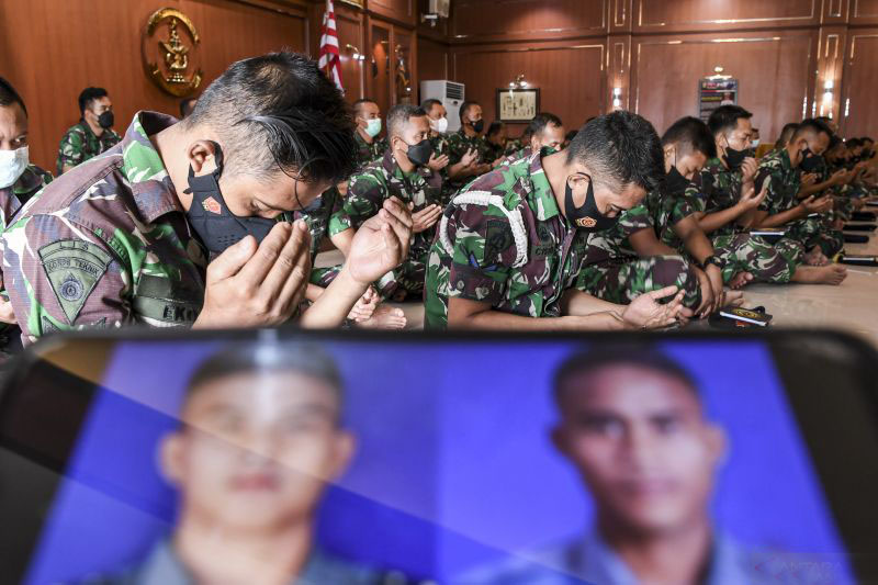 TNI AL gelar doa bersama untuk 2 prajurit Marinir yang gugur di Nduga