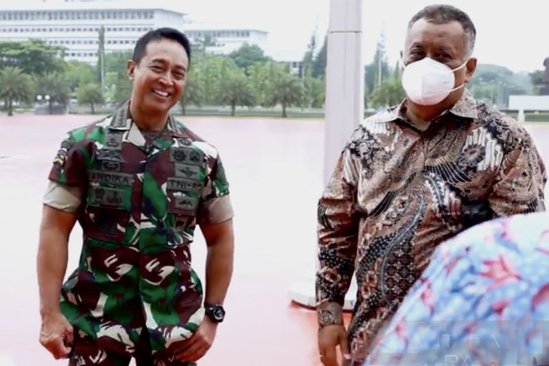 TNI dan UI jajaki kerja sama pendidikan dokter spesialis
