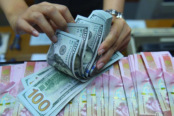 Rupiah Jumat pagi menguat 7 poin