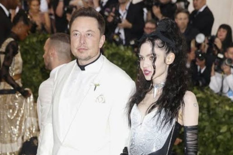Elon Musk dan Grimes sambut bayi perempuan, panggilannya Y Elon Musk dan Grimes sambut bayi perempuan, panggilannya Y